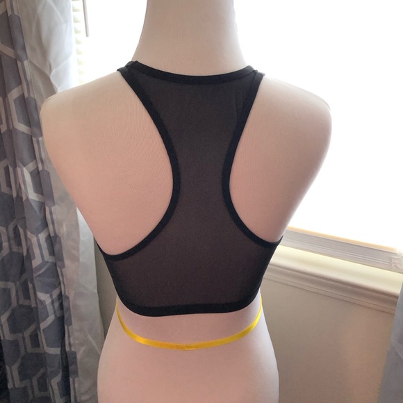 Garage Mesh sports bra - Picture 2 of 8